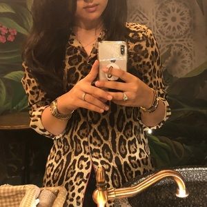 Dolce Gabbana shirt in perfect condition 🌸